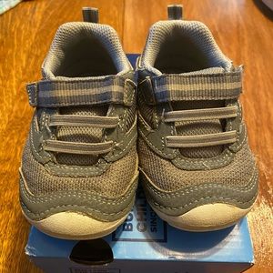 Stride rite extra wide toddler shoes
